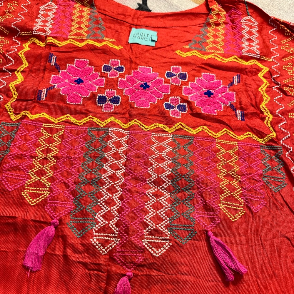 Embroidered kimono